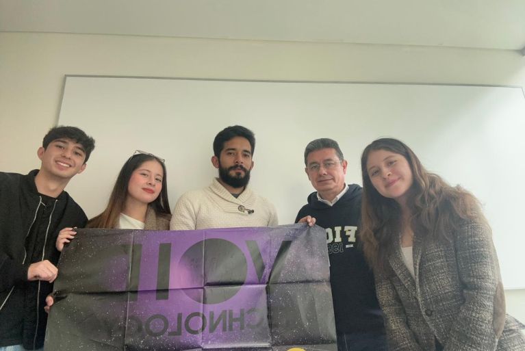 Ecuador conquista la élite tecnológica: estudiantes de la UDLA competirán en la final mundial de innovación en China